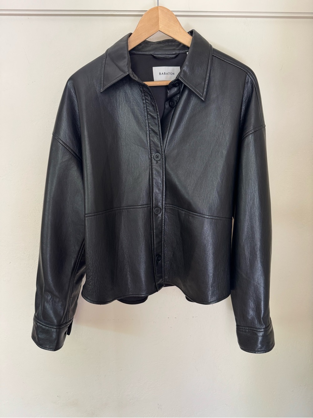 Babaton by Aritzia Women’s Faux Leather Oversized Shirt Jacket Black Size Medium